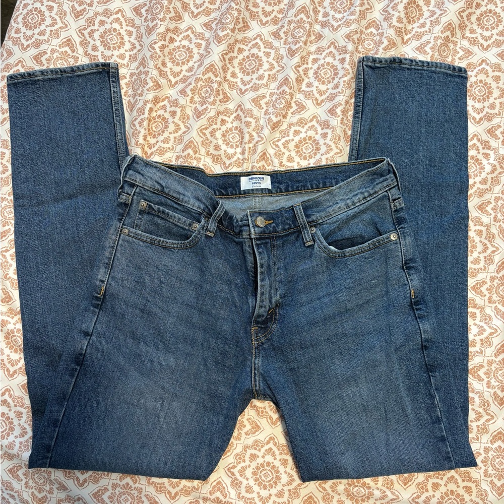 Levi Men’s Lightly Worn Jeans 33x32